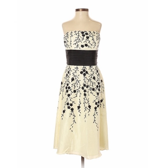 White House Black Market Dresses & Skirts - WHBM Strapless Cocktail Dress